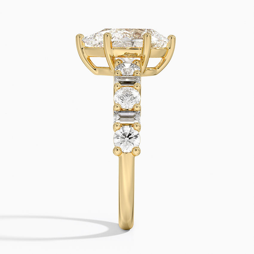 #color_yellow gold